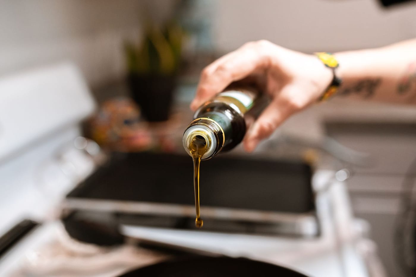 Why We Don't Use Seed Oils: The Science Behind Our Choice